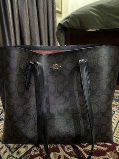 (Category: ) located in . Submitted by 2mycloset (Listing ID 1468437976, Image 1). Description: .
