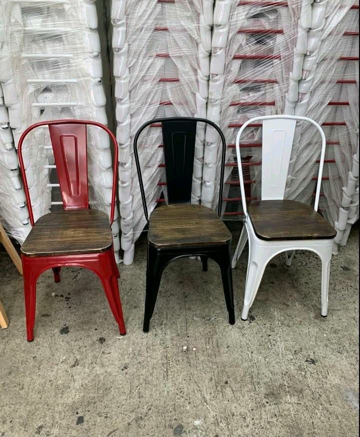 Coffee/milktea/restaurant/bar chairs and tables (Category: Outdoor Furniture) located in Muntinlupa City. Submitted by amirah-05 (Listing ID 1468332986, Image 2). Description: we are direct supplier of outdoor furniture tables and chairs like on miltea shop,coffee shop, restaurant and bar.