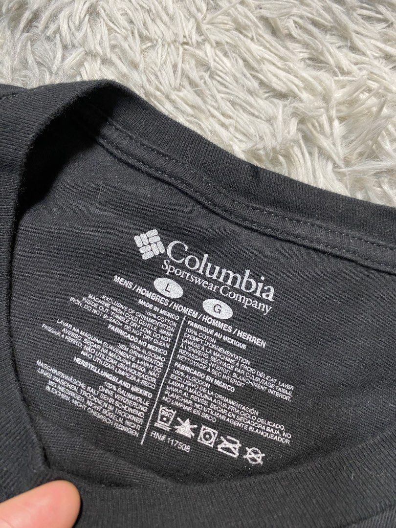 Columbia Shirt (Category: Tshirts & Polo Shirts ) located in Solano. Submitted by solothrifting (Listing ID 1468299341, Image 3). Description: Columbia Shirt Condition: 9.5/10 Size on tag: L.