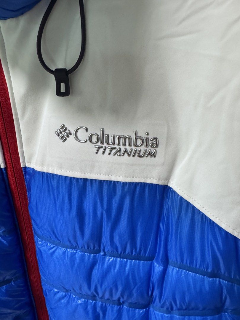 Columbia Titanium TurboDown Jacket (Category: Coats, Jackets and Outerwear) located in La Trinidad. Submitted by toronnie22 (Listing ID 1468347803, Image 3). Description: Columbia titanium puffer jacket (turbo down) In very good condition NO ISSUE NO ISSUE SIZE ON TAG: Medium men’s COLOR : blue white COLOR RATE :10/10 DIMENSIONS IN INCHES : w21 L27 2800 plus shipping fee Baguio location Open for video call for legitimacy purposes Ship via j&t - A