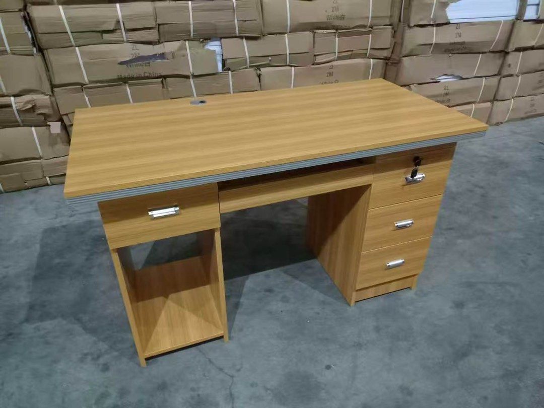 Computer table (Category: Office Furniture & Fixtures) located in Manila. Submitted by ivyfv04 (Listing ID 1468454840, Image 2). Description: Computer table No issue 120x60 cm .