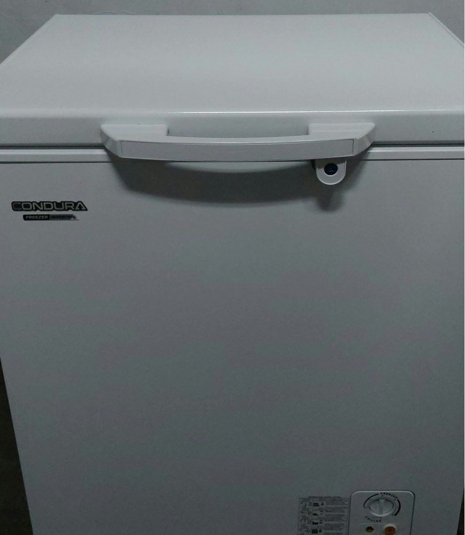 CONDURA CHEST FREEZER (Category: Refrigerators and Freezers) located in Makati City. Submitted by sastirahul (Listing ID 1468383130, Image 2). Description: • 4.7 cu. ft. Net (134 Liters) • Model: CCF150Ri •Technology: Inverter Compressor (designed for up to 40% energy savings) • Power Input / Wattage: 69 Watts • Energy Consumption: ~0.60 kWh / 24 hours • Voltage / Frequency: 230 V / 60 Hz • Defrost Type: Manual Defrost • Refrigerant: R600a • Can 
