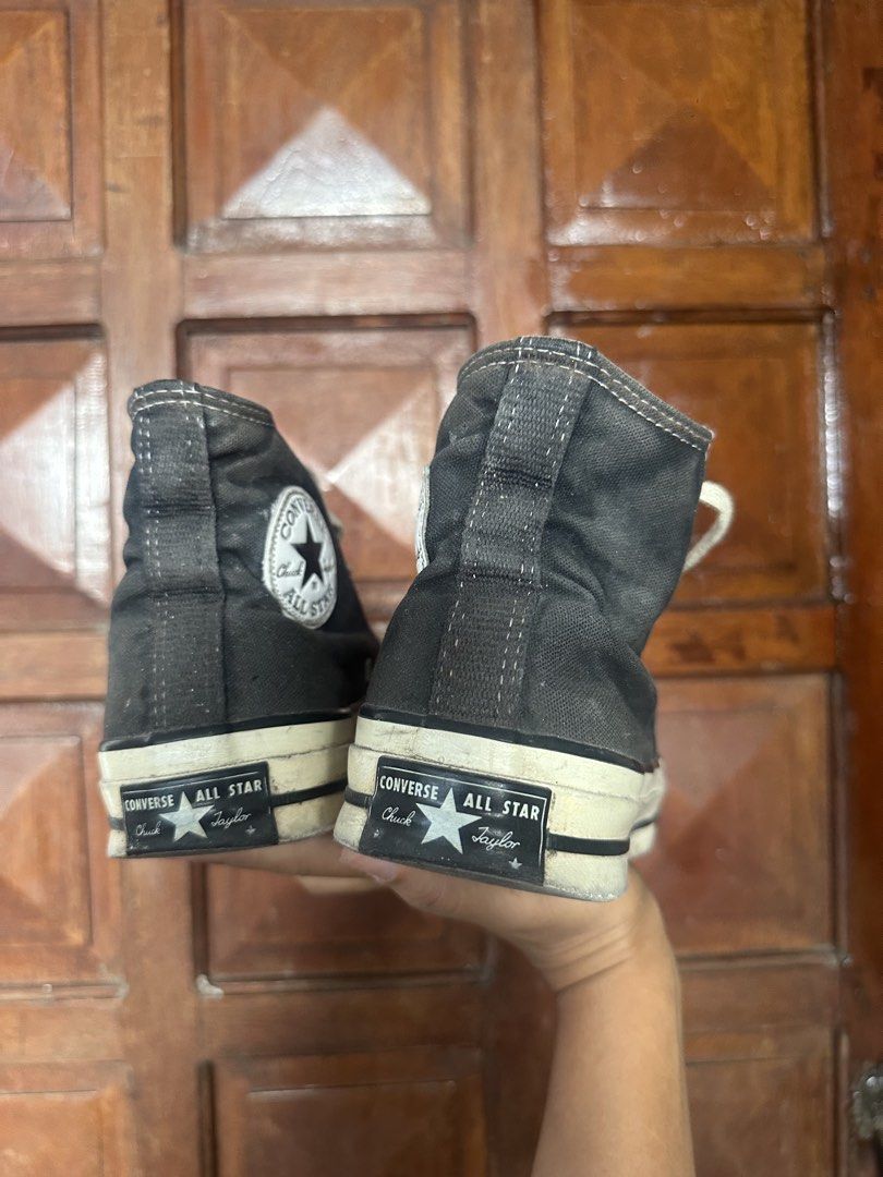 Converse Chuck 70 High Top Black (Category: Sneakers) located in Manila. Submitted by felgen (Listing ID 1468319138, Image 2). Description: Still in a good condition madumi lang. used it for weightlifting only. Original bought this 4k.