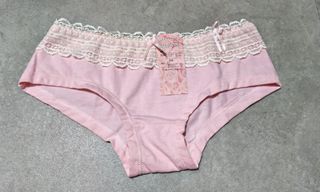 (Category: ) located in . Submitted by ccscutiefinds (Listing ID 1468294732, Image 1). Description: .