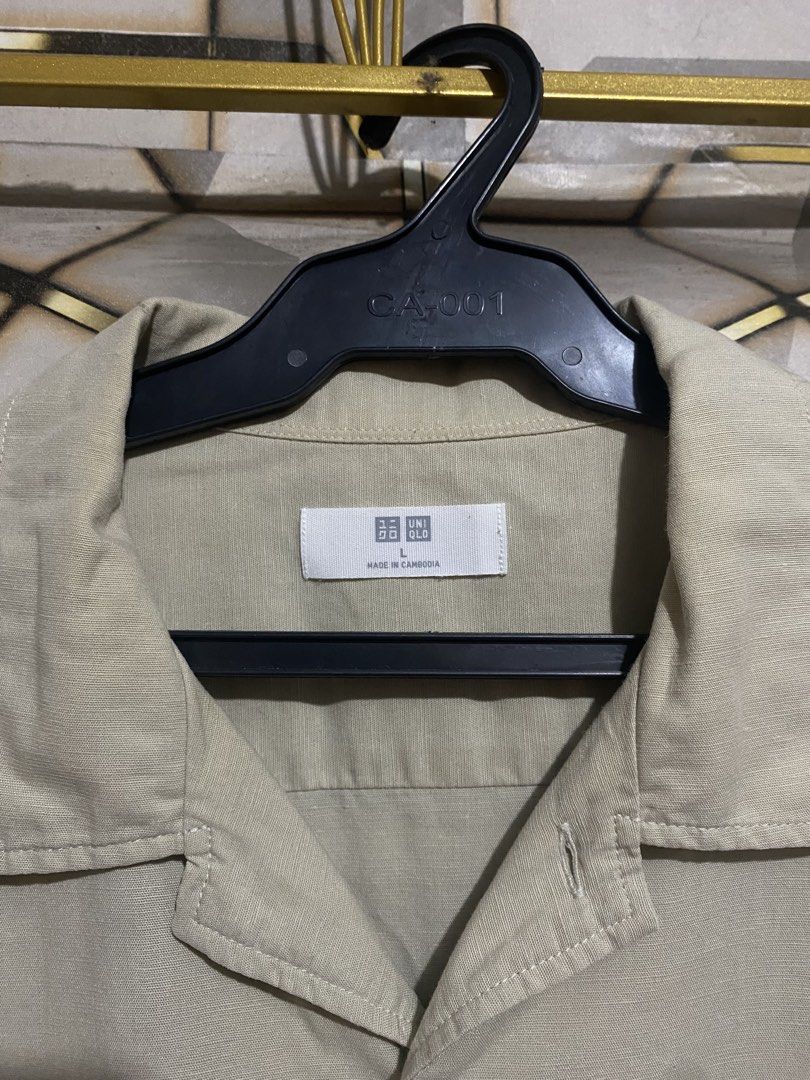 Cotton Linen Short Sleeve Shirt (Category: Tshirts & Polo Shirts ) located in Manila. Submitted by bangketathrift (Listing ID 1468355677, Image 3). Description: DECLUTTERING SALE! For Sale: UNIQLO Cotton Linen Short Sleeve Shirt Condition: Good Price: ₱500 only Location: Manila area DM me if interested!.