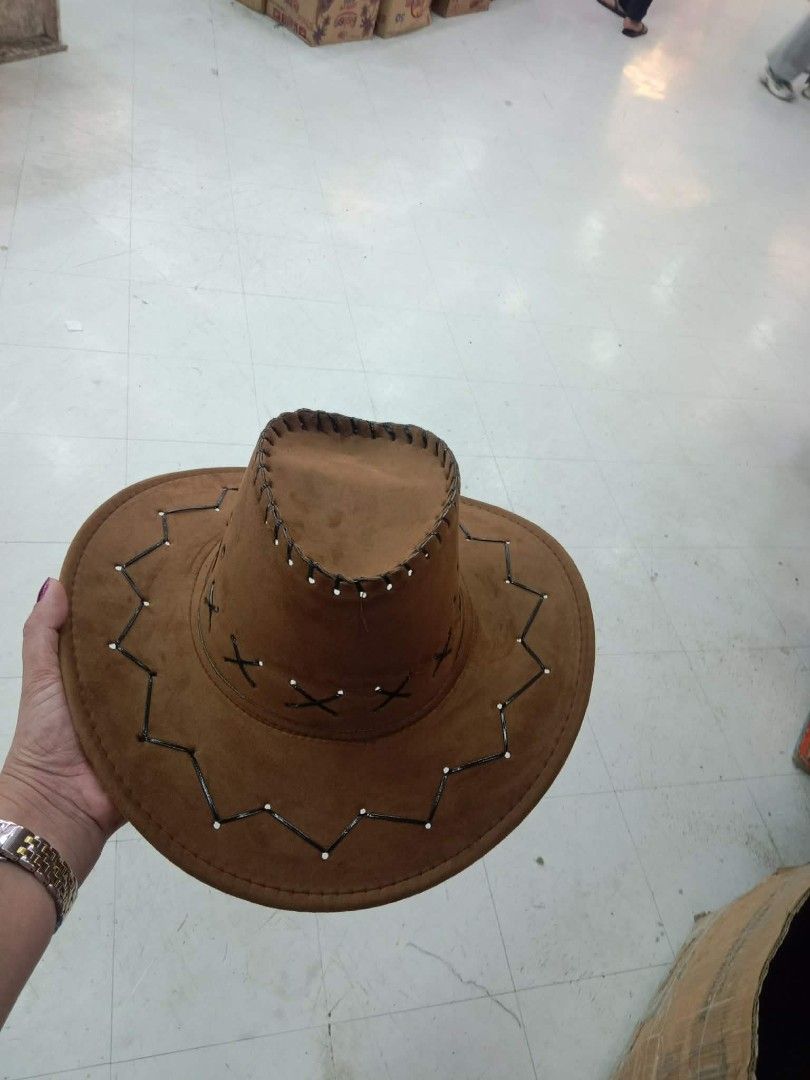 Cowboy hat kids (Category: Caps & Hats) located in Manila. Submitted by zdmal (Listing ID 1468301828, Image 3). Description: - Material: Premium faux suede - Colors available: Brown, yellow, pink, black, and red - Design: Detailed zigzag stitching on brim and crown - Feature: Includes an adjustable chin cord for a secure fit - Best for: Themed parties, costumes, outdoor events, and western wear.
