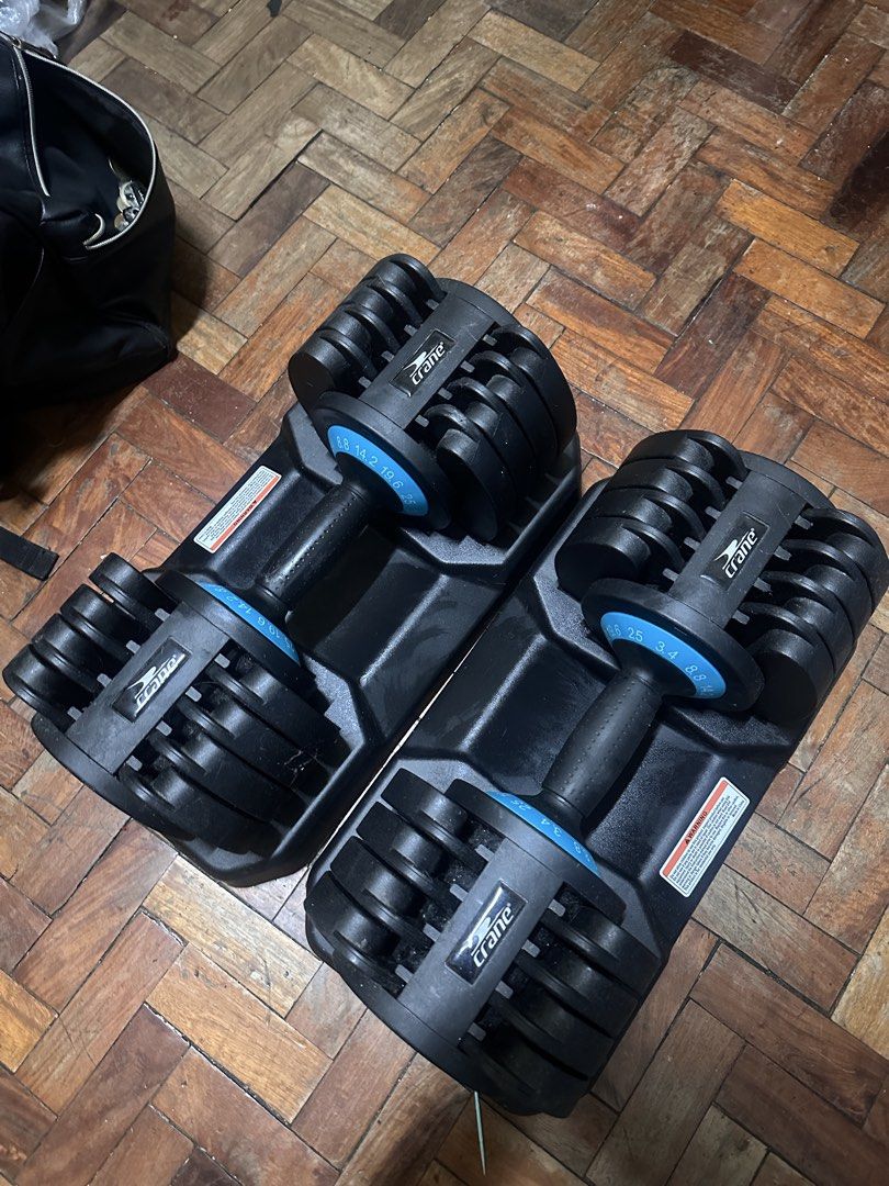 Crane Adjustable Dumbbells Set (Category: Weights & Dumbbells) located in Caloocan City. Submitted by jhk2922 (Listing ID 1468398224, Image 1). Description: 5k for one 8k for both No issue. Up to 25kg.