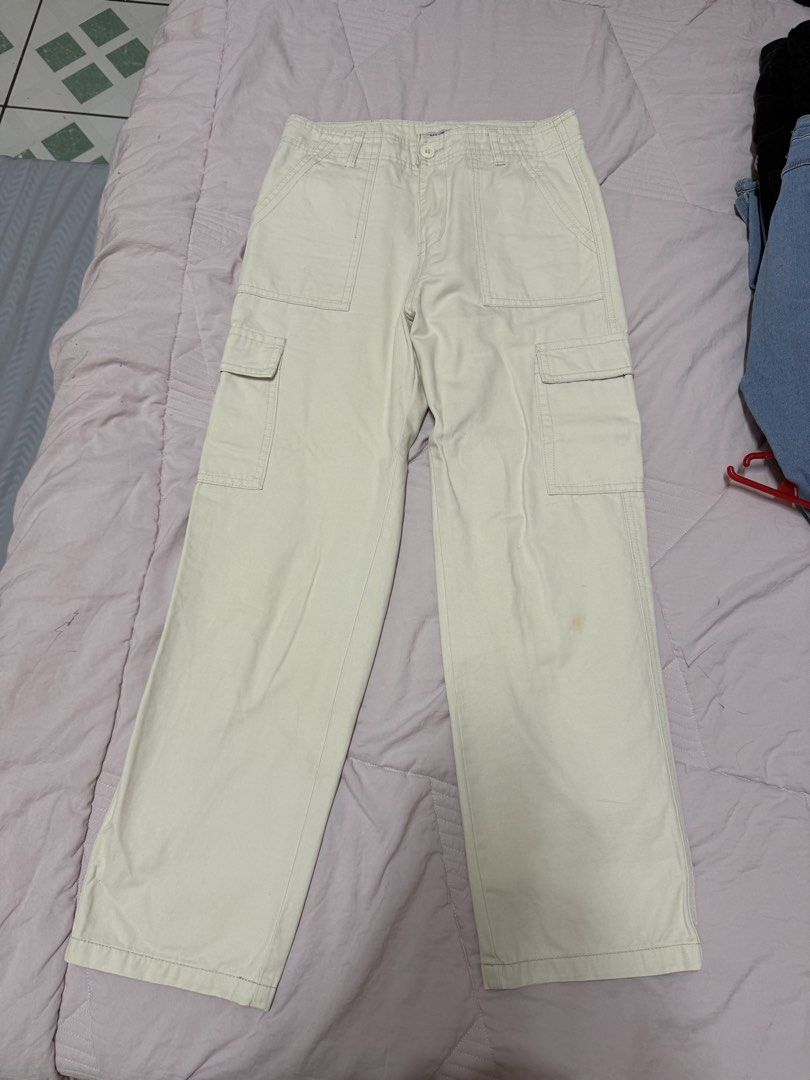 Cream Cargo Pants Utility Trousers (Category: Jeans) located in Manila. Submitted by unclutterwme (Listing ID 1468427268, Image 1). Description: Sis! Selling my Hotkiss cream cargo pants/utility trousers. Super trendy straight-leg style with a neutral vibe that goes with any OOTD. It has front button and zipper closure plus multiple pockets for that cool utility look. Please note there's a small stain on the lower left leg area (check photos), bu
