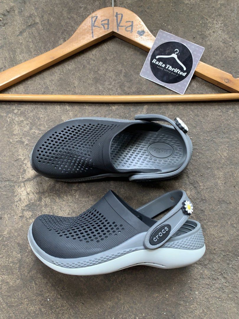 Crocs | literide 360 / J1 • Cm 20 (Category: Babies & Kids Fashion) located in Cebu City. Submitted by rarathriftedcb (Listing ID 1468130984, Image 3). Description: Crocs ✅ Literide 360 Slate grey Unisex Size : J1 Cm 20 ✅ Euro 32-33 7+ years old 1,280pesos + sf 100 No box / pair only Location : cebu city Page : Rara thrifted Jnt nationwide Message us 📩.