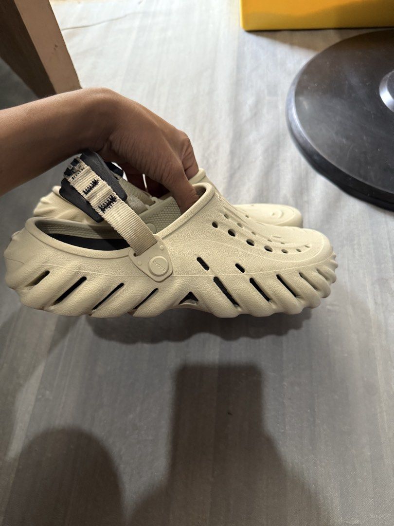 Crocs Echo Clog (Category: Slippers & Slides) located in Cagayan de Oro. Submitted by twice.but.nice.blackmarket (Listing ID 1468285705, Image 3). Description: Excellent condition Size 7 M / 9 W on tag! Can fit 8.5 to 9.5 Made in Colorado U.S.A.