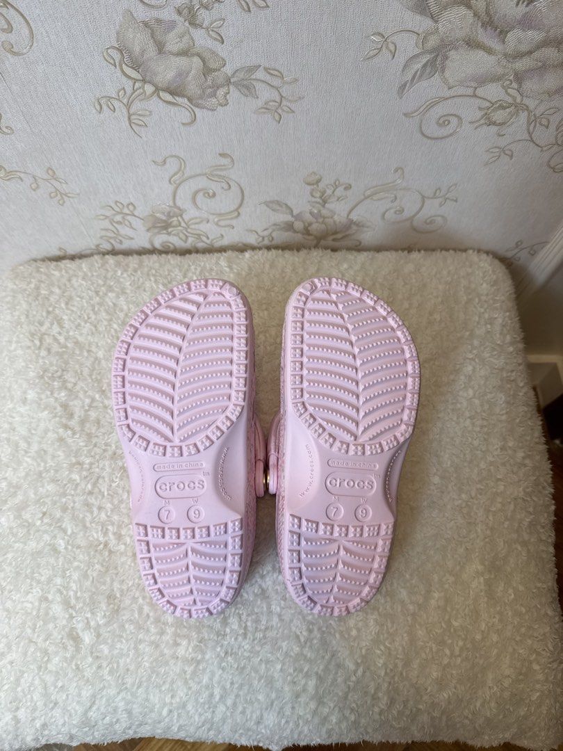 Crocs LoveShackFancy Classic Clog in Pink Milk (Category: Slippers and slides) located in Quezon City. Submitted by vpauline (Listing ID 1468330100, Image 2). Description: without tag.