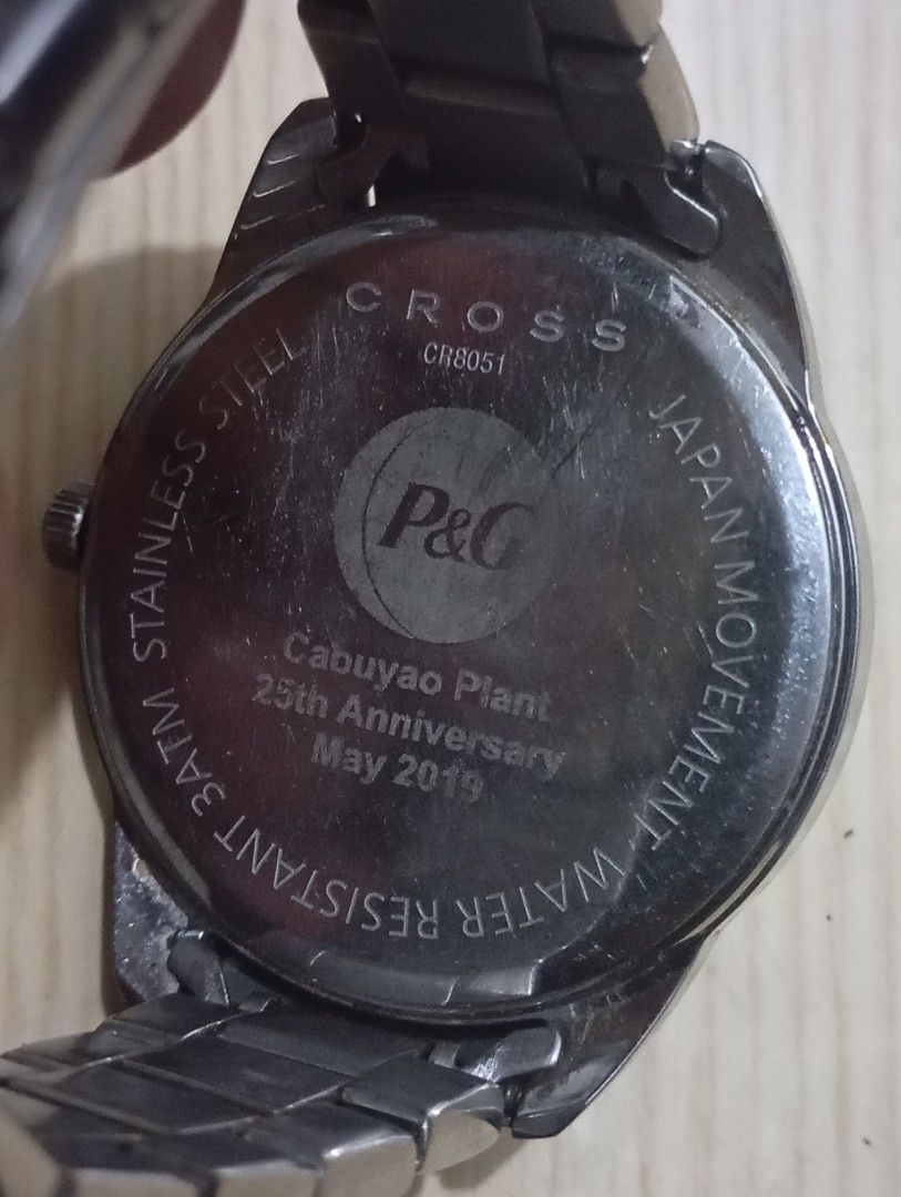 Cross (Category: Men's Watches) located in Las Pinas. Submitted by quick_deals_great_finds2 (Listing ID 1468442365, Image 3). Description: Original good working condition Quartz with battery 40 mm fits wrist 6.8 inches.