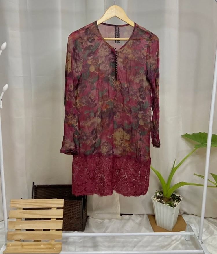 cubao expo indie top pattern (Category: Others Tops) located in Quezon City. Submitted by gogo.sparkle (Listing ID 1468331687, Image 1). Description: .
