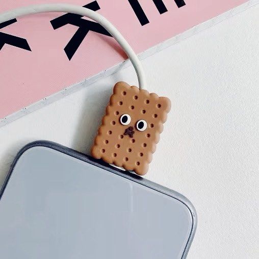 Cute Cable Protector (Category: Cables & Adaptors) located in Kuala Lumpur. Submitted by sgl1051 (Listing ID 1468445650, Image 2). Description: take all for RM2.