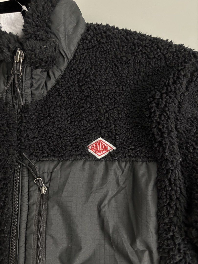 Danton Insulation Light Boa Stand Collar Jacket (Category: Coats, Jackets and Outerwear) located in San Fernando. Submitted by kayemanalac_05 (Listing ID 1468425677, Image 3). Description: .