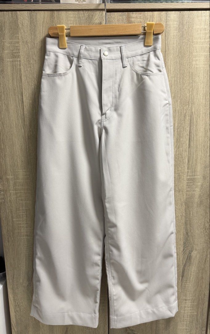 Danton Relaxed Wide Leg Pants (Category: Other Bottoms) located in Cavite. Submitted by PRIVATE.Selection (Listing ID 1468311904, Image 1). Description: Danton Relaxed Wide Leg Pants Size 38 W- 28 L- 38 Leg op- 11 Good as New .