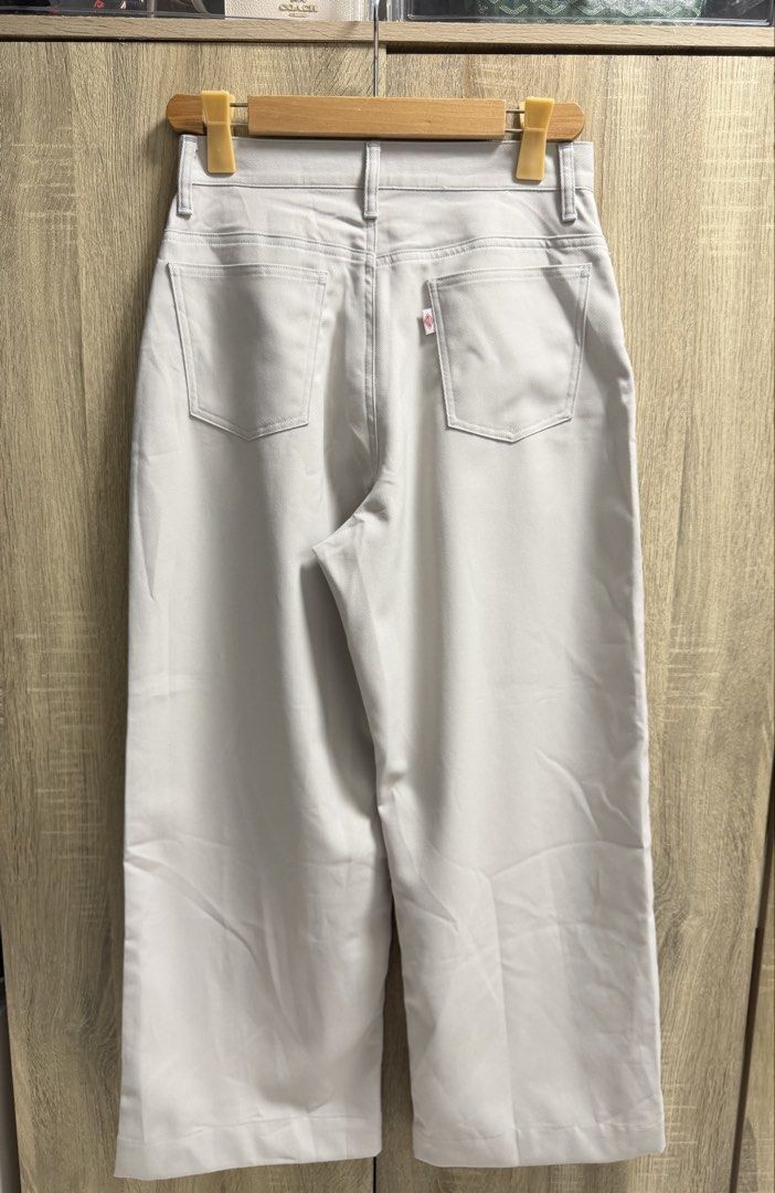 Danton Relaxed Wide Leg Pants (Category: Other Bottoms) located in Cavite. Submitted by PRIVATE.Selection (Listing ID 1468311904, Image 2). Description: Danton Relaxed Wide Leg Pants Size 38 W- 28 L- 38 Leg op- 11 Good as New .