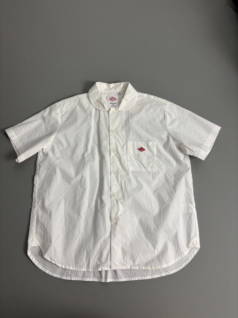Danton White Blouse with Round Collar (Category: Blouses) located in San Fernando. Submitted by kayemanalac_05 (Listing ID 1468425069, Image 1). Description: .