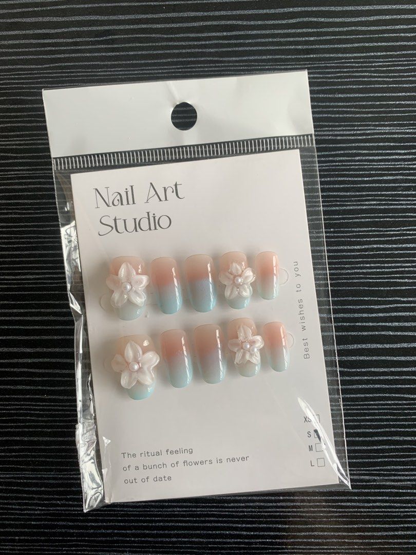 DECLUTTERING 🎀 SMALL SIZE | PRESS ON NAILS (Category: Hands & Nails) located in Cavite. Submitted by kyotibunny (Listing ID 1468364274, Image 3). Description: ♡ Brandnew ♡ Small size ♡ 60 pesos each ☆ Free (1) jelly tabs ☆ Free nail tool kits ♧ Visit my profile for more....