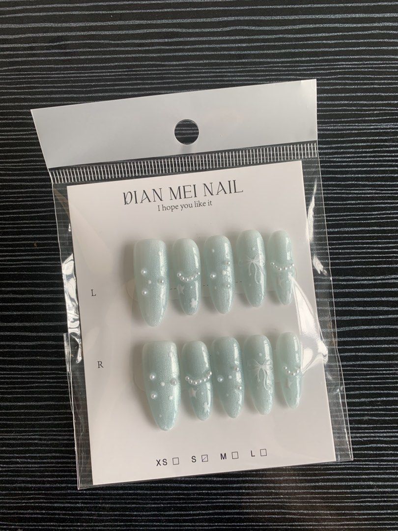 DECLUTTERING 🎀 SMALL SIZE | PRESS ON NAILS (Category: Hands & Nails) located in Cavite. Submitted by kyotibunny (Listing ID 1468365791, Image 3). Description: ♡ Brandnew ♡ Small size ♡ 60 pesos each ☆ Free (1) jelly tabs ☆ Free nail tool kits ♧ Visit my profile for more....