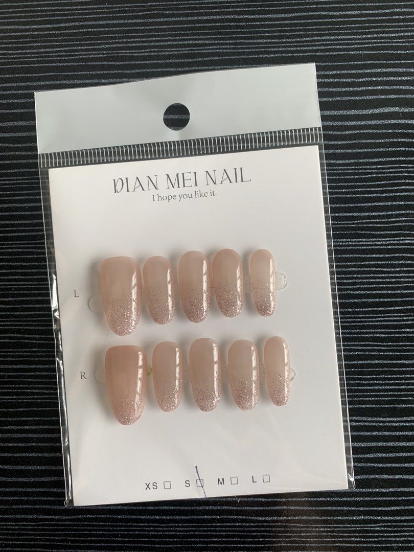 DECLUTTERING 🎀 SMALL SIZE | PRESS ON NAILS (Category: Hands & Nails) located in Cavite. Submitted by kyotibunny (Listing ID 1468365858, Image 3). Description: ♡ Brandnew ♡ Small size ♡ 60 pesos each ☆ Free (1) jelly tabs ☆ Free nail tool kits ♧ Visit my profile for more....