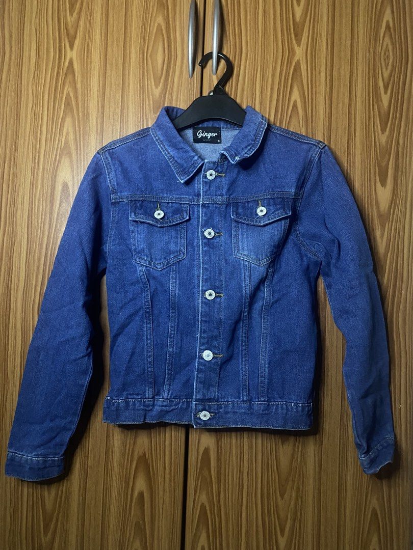 Denim Jacket Blue (Category: Coats, Jackets and Outerwear) located in Calamba. Submitted by gdeclutters_ (Listing ID 1468443480, Image 1). Description: Brand New Never been used from KSA RFS: not my style.
