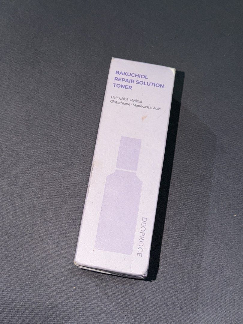 Deoproce Bakuchiol Repair Solution Toner (Category: Face Care) located in Quezon City. Submitted by jpfinds (Listing ID 1468435762, Image 1). Description: - 100% brand new and unopened in original Watsons retail box with price tag - Features a powerful brightening and anti-wrinkle formula - Contains 2,000 ppm of Bakuchiol Repair-3 Complex (Bakuchiol, retinal, glutathione, and madecassoside) - Dermatologist-tested, primary skin irritation tested, 