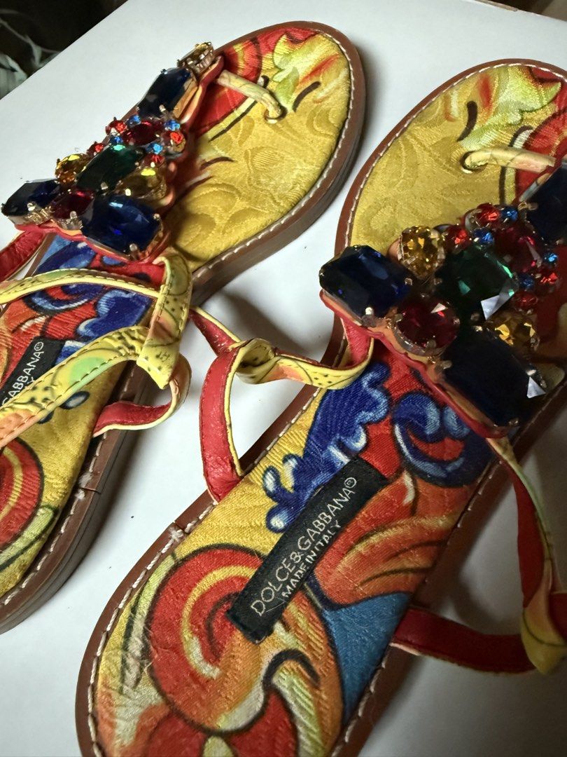 D&G Sandals (Category: Sandals) located in Angeles City. Submitted by elempi.declutter (Listing ID 1468337076, Image 3). Description: Used once only. Bought these here on Carousell too. Complete pa yung mga stone. Very nice in actual. Size 39 on tag best fit 38. * I don't accept return, exchange and refund. Manage uour expectation, these pre loved items only. .