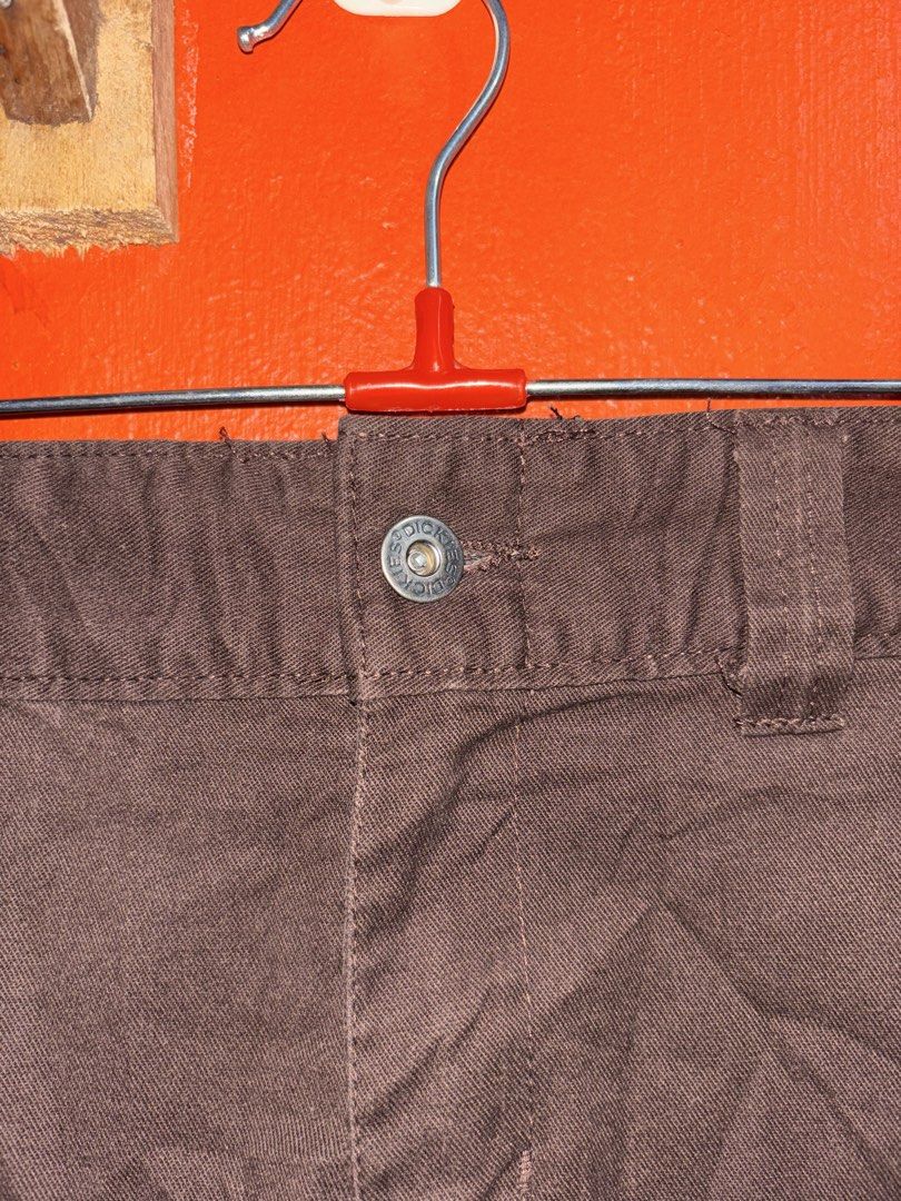 Dickies '67 Collection Flex Brown Pants (Category: Chinos) located in Naga. Submitted by ajrc.shop (Listing ID 1468340298, Image 3). Description: Dickies Brown Slim Pants ✅Size: M ✅Width: 31 ✅Length: 39 ✅Color Rate: 9.8/10 ✅Issue: None ✅Need Wash ✅Location: Bicol Naga City, Camarines Sur ✅Courier: J&T Express/Flash Express ✅MOP: Gcash only.