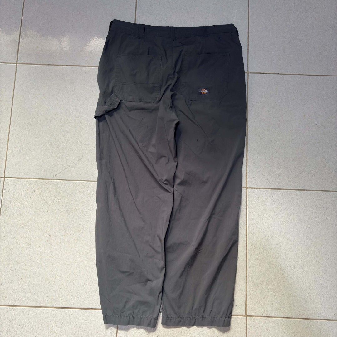 Dickies Cargo Pants Grey (Category: Trousers) located in Santa Cruz. Submitted by sk1tso (Listing ID 1468352720, Image 2). Description: DICKIES GRAY CARPENTER PANTS 34X40 CONDITION 9.8/10 COLOR RATE 9.8/10 NO ISSUE AS NEW 500+SF.