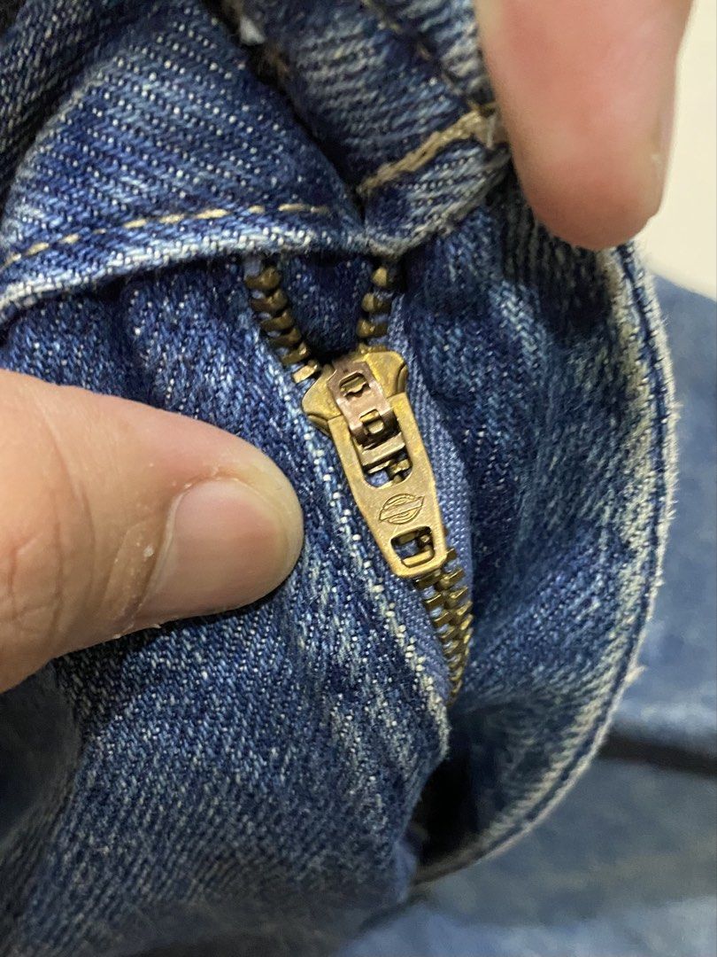 Dickies Denim Carpenter Jorts size 34 (Category: Shorts) located in Manila. Submitted by alsytan (Listing ID 1468435604, Image 3). Description: Decluttering.