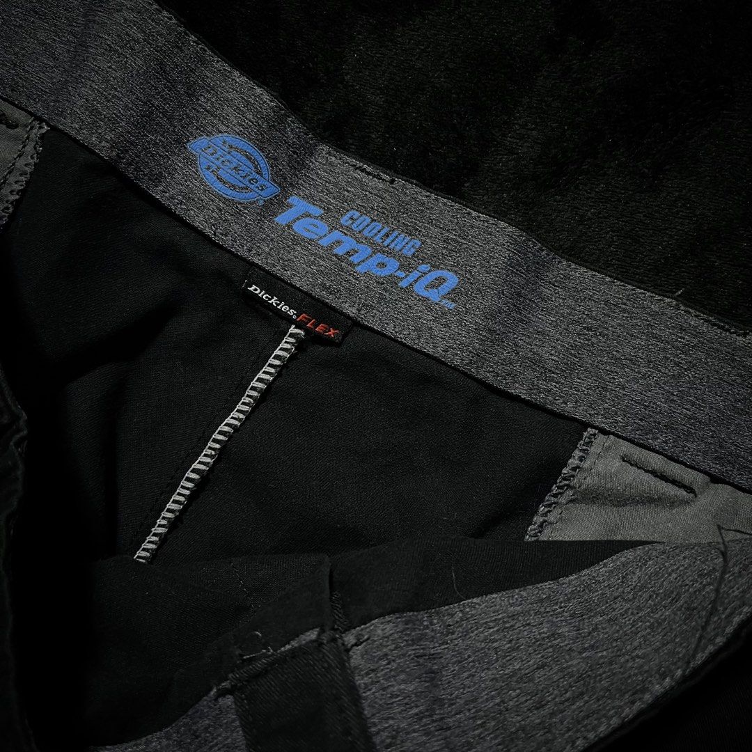 DICKIES FLEX SINGLE PATCH (Category: Shorts) located in Orani. Submitted by pulverize_tht_ho3 (Listing ID 1468309463, Image 3). Description: dimes: 42-44x23x12 condition: 9/10 flaw/s: check slides (also need wash) check slides for the details .