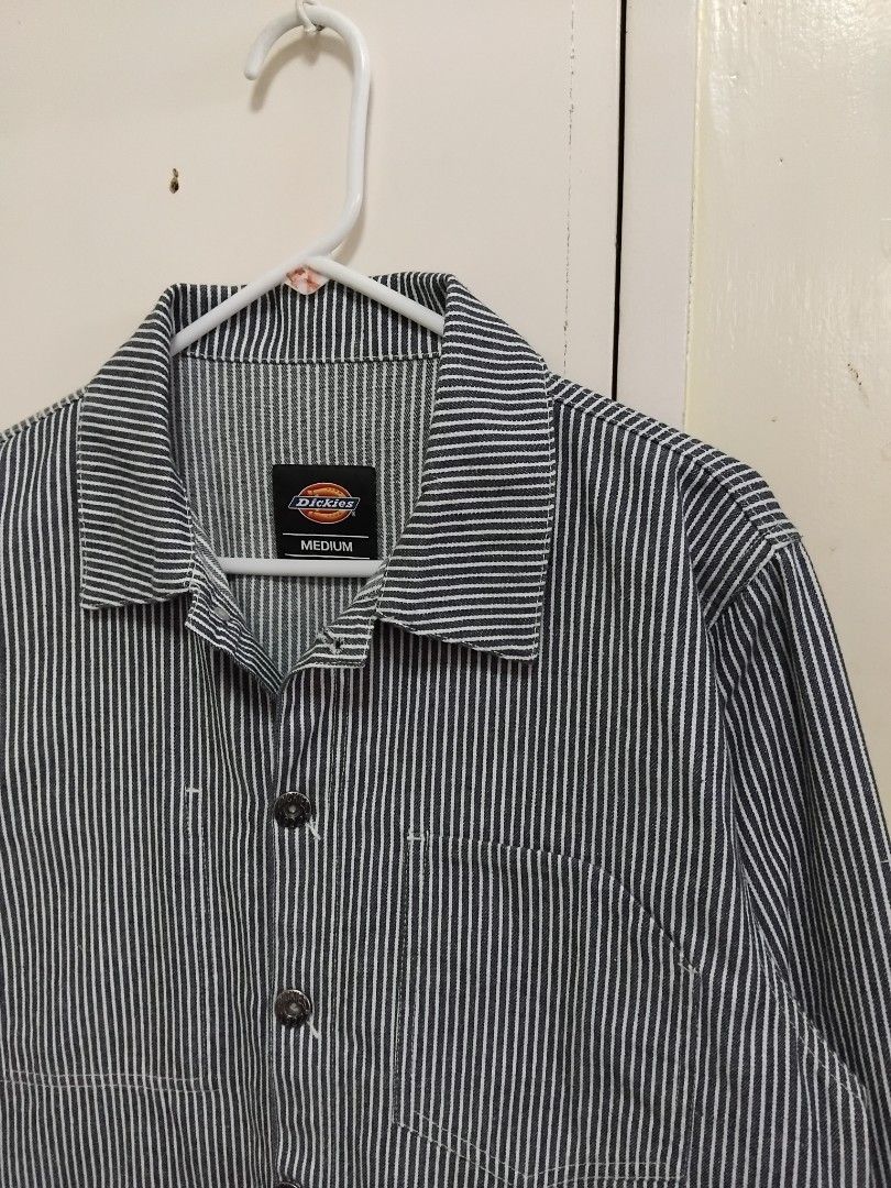 Dickies Hickory Stripe Workwear Chore Jacket (Category: Coats, Jackets and Outerwear) located in Pasig City. Submitted by hustlexcurate (Listing ID 1468361089, Image 3). Description: Dickies Hickory Stripe Workwear Chore Jacket Size MEDIUM Dimensions: 22X27.