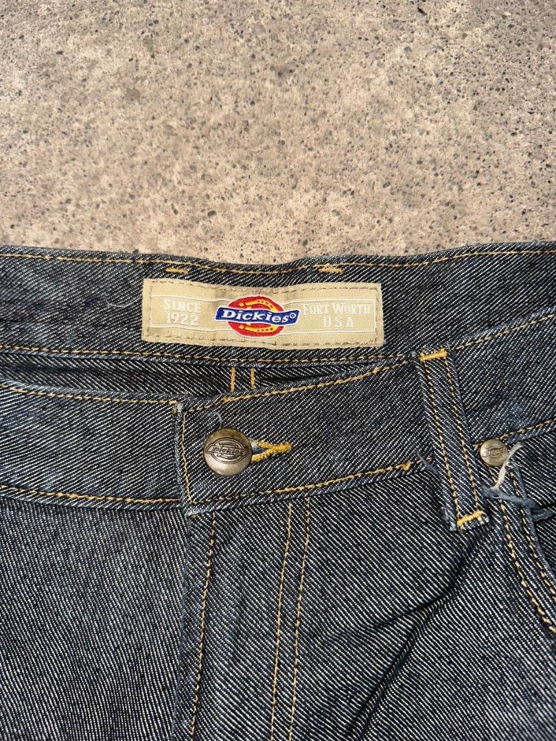 Dickiew Complex 22 Denim Pants 🔥 (Category: Jeans) located in Binmaley. Submitted by luiss.16 (Listing ID 1468426882, Image 2). Description: .