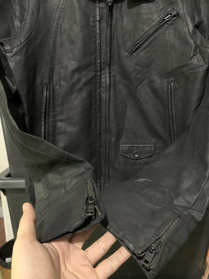DIESEL WAX BIKERS JACKET (Category: Coats, Jackets and Outerwear) located in Bulacan. Submitted by ridersthrift_ph (Listing ID 1468396724, Image 3). Description: DIESEL WAX MOTORCYCLE/BIKERS JACKET SIZE LARGE DIMES: WIDTH 20.5 inches LENGTH 28 inches SHOULDER 18 inches SLEEVES 26.5 inches No Flaws Gcash or Bank Payment Bulacan 📍.