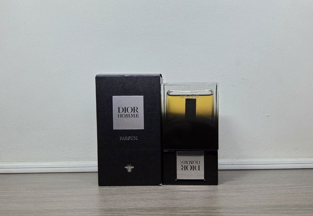 Dior Homme Parfum 75ml (Category: Fragrance & Deodorants) located in Manila. Submitted by nieljay (Listing ID 1468361096, Image 1). Description: with Dior mini paper bag From Dior SM Moa 📍Sampaloc Manila.