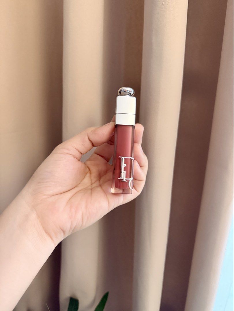 Dior Lip Maximizer 009 Intense Rosewood (Category: Makeup) located in Lopez Jaena. Submitted by cisbuu (Listing ID 1468447127, Image 1). Description: - Dior Lip Maximer in Shade 009 Intense Rosewood (Full size, not Mini) - Swatched only, but no more box - Last price posted! Loc: Misamis Occidental.