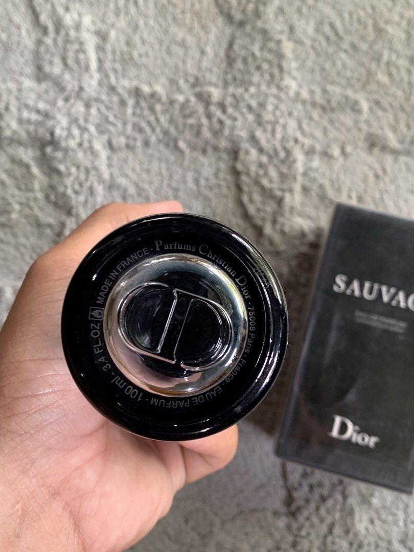 Dior Sauvage Eau de Parfum 100ml (Category: Fragrance & Deodorants) located in Valencia. Submitted by leoquin (Listing ID 1468399318, Image 2). Description: Authentic Dior Sauvage Eau de Parfum 100ml Available in Full-size and Decant sizes .