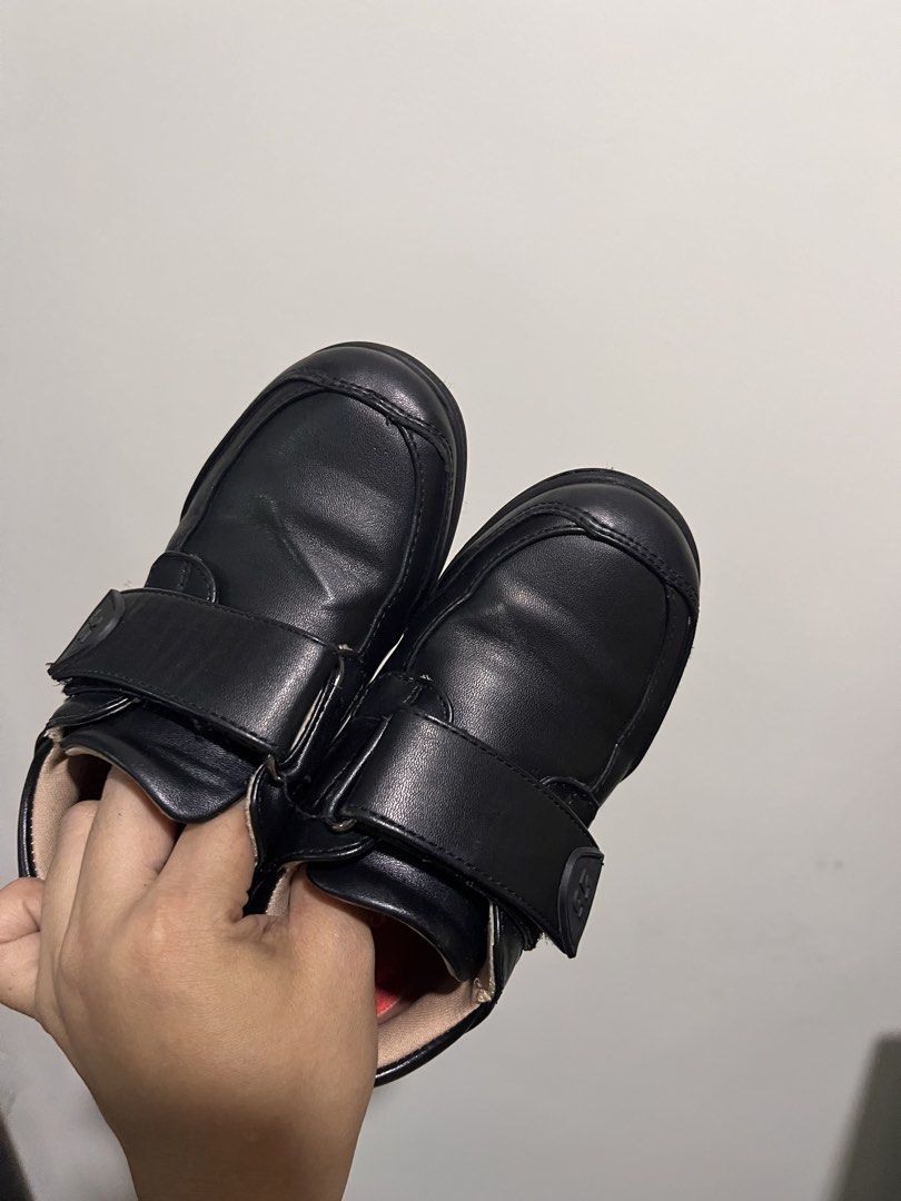 Disney McQueen school shoes US11 (Category: Babies & Kids Fashion) located in Cavite. Submitted by paula3 (Listing ID 1468418013, Image 2). Description: Bought for 1399 Almost new Only 3 months used since my son upgrade to next size that fast Memory insole.