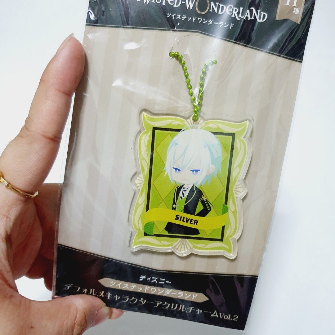 Disney Twisted Wonderland Acrylic Keychain Silver (Category: Character Goods) located in Taytay. Submitted by kyo.mono (Listing ID 1468349900, Image 2). Description: 💟Follow us on IG: kyo.mono for faster replies TikTok: kyo.mono_ for videos and review Brand new and sealed Auth from Japan Actual photo posted.