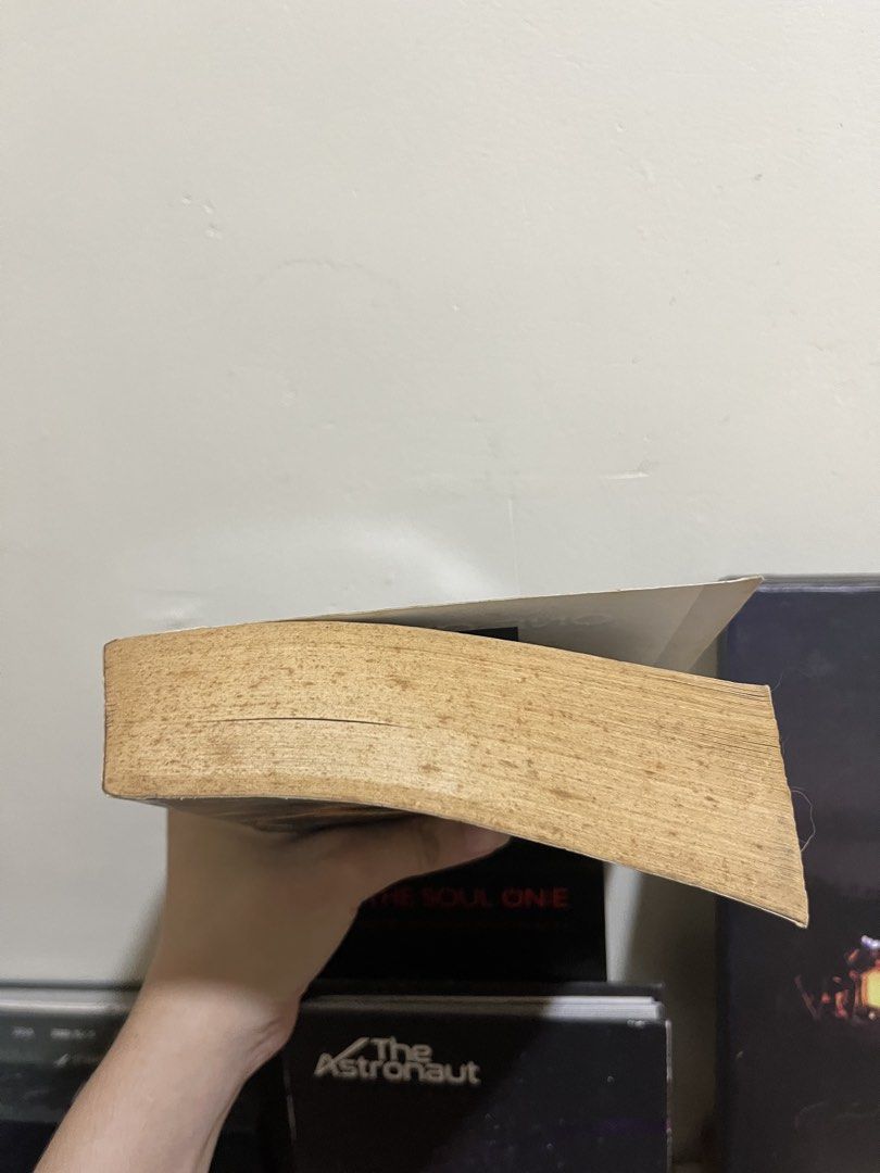 DIVERGENT SERIES (Category: Storybooks) located in Pasig City. Submitted by vantaeh0013 (Listing ID 1468433696, Image 3). Description: SOLD AS SET mop: maribank mod: jnt / lalamove loc: pinagbuhatan, pasig no cancellation strictly payo x sensitive negotiable, specially if will buy multiple .