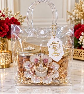 (Category: ) located in . Submitted by giftsandmoresg (Listing ID 1468454179, Image 1). Description: .