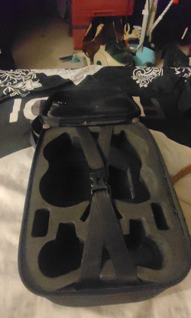 DJI neo 2 travel case backpack (Category: Other Mobile & Gadget Accessories) located in Manila. Submitted by fasyonada (Listing ID 1468436277, Image 3). Description: DJI neo 2 to case backpack slightly used mint condition ship via j&t or lalamove.