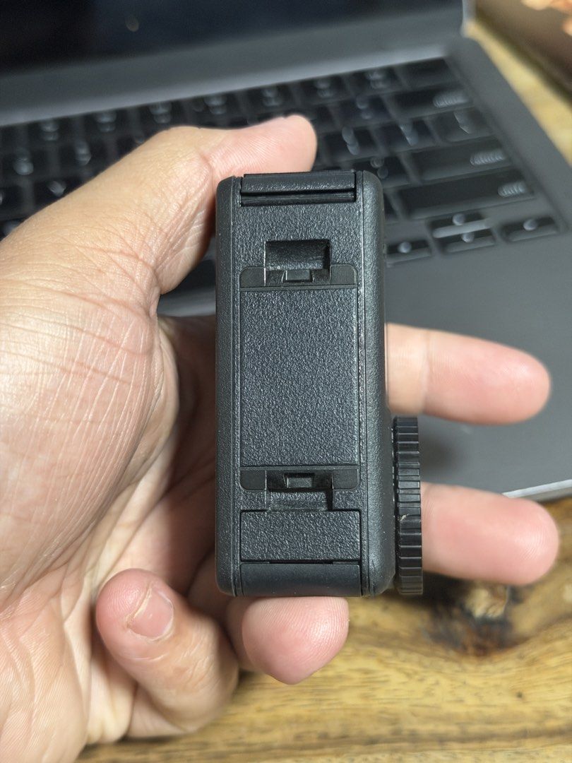 DJI Osmo Action 4 (Category: Video Cameras) located in Manila. Submitted by kellyrhoy05 (Listing ID 1468497114, Image 2). Description: Fs - Dji Osmo Action 4 - Issue can be seen in the last 2 photo, the screen issue has a hairline (factory defect) never return it as it has not been an issue, one month in use the hair line didn’t get large, that part is still touchable. - Under warranty - complete accessories with box - extra accessories - no micr