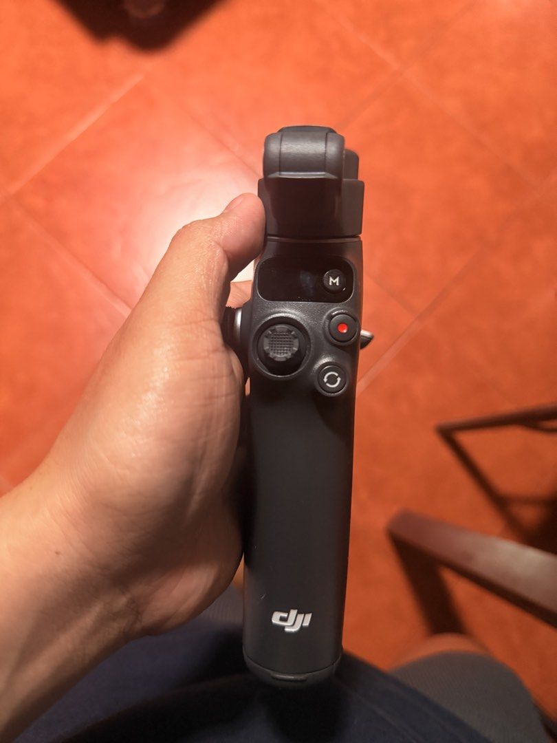 DJI Osmo Mobile 7P (Category: Cameras) located in Manila. Submitted by kellyrhoy05 (Listing ID 1468498419, Image 3). Description: For sale DJI - DJI MOBILE 7P - unit only - fixed price.