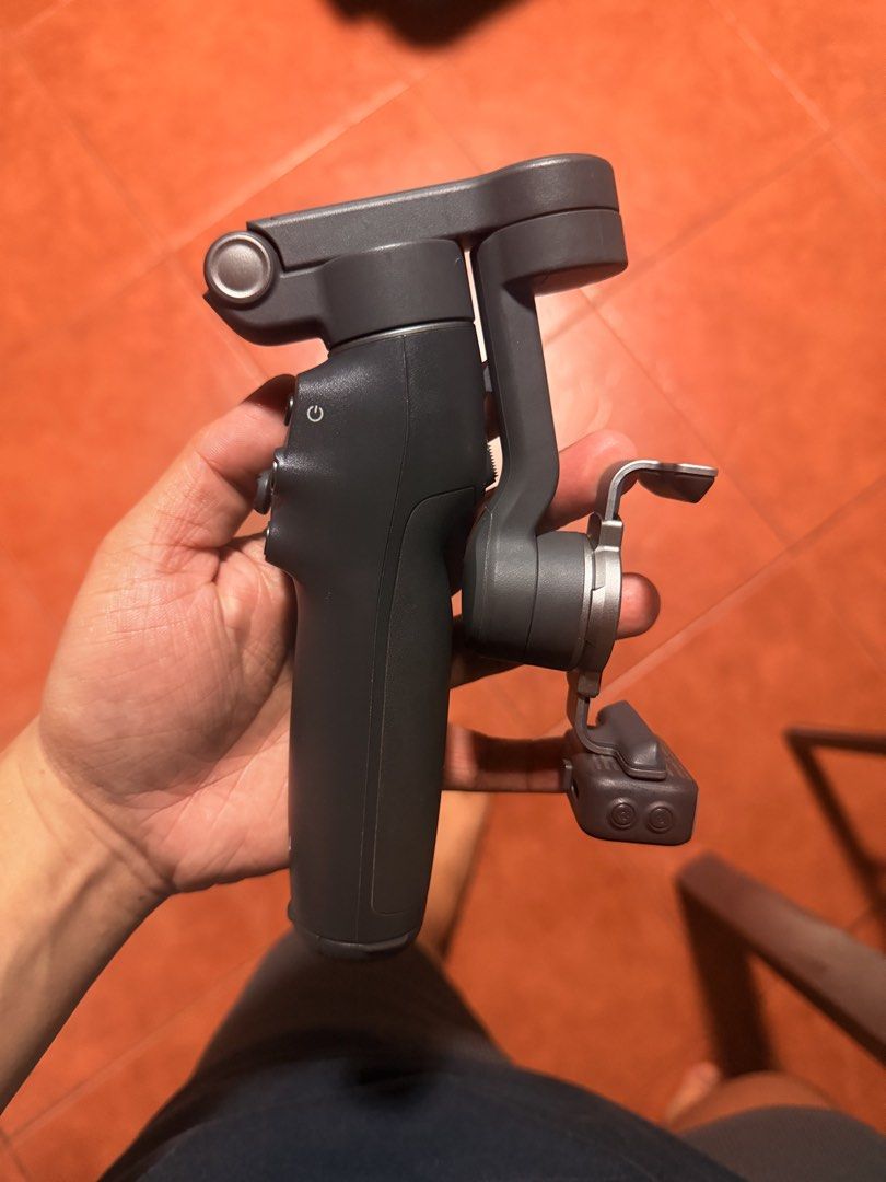 DJI Osmo Mobile 7P (Category: Cameras) located in Manila. Submitted by kellyrhoy05 (Listing ID 1468498419, Image 2). Description: For sale DJI - DJI MOBILE 7P - unit only - fixed price.