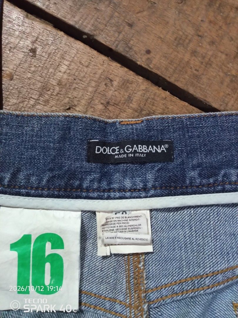 Dolce & Gabbana Distressed Denim Jeans (Category: Jeans) located in Bislig. Submitted by micoy22 (Listing ID 1468305750, Image 3). Description: FOR SALE #PtpAdminTHANKYOU 1500+SF DOLCE & GABBANA Y2K TATTERED JEANS WAISTLINE 36 LENGTH 40 RISE 13 TIGHT 12 KNEE 9 HEM 8 EXCELLENT CONDITION UNLI VOUCH BISLIG CITY SDS .