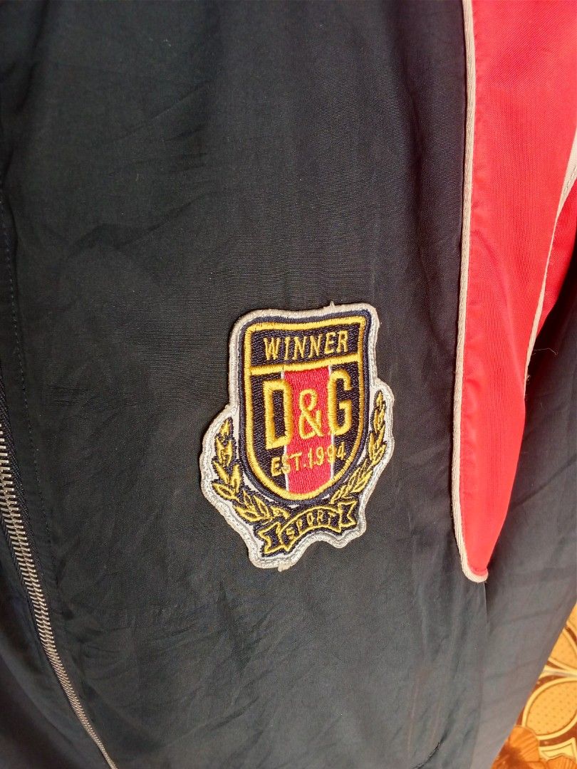 Dolce Gabbana zip up (Category: Coats, Jackets and Outerwear) located in Manila. Submitted by tcbukay_zxc25 (Listing ID 1468336907, Image 3). Description: dolce Gabbana zip up jacket size 48 M good condition issue check pic 1 pinhole.