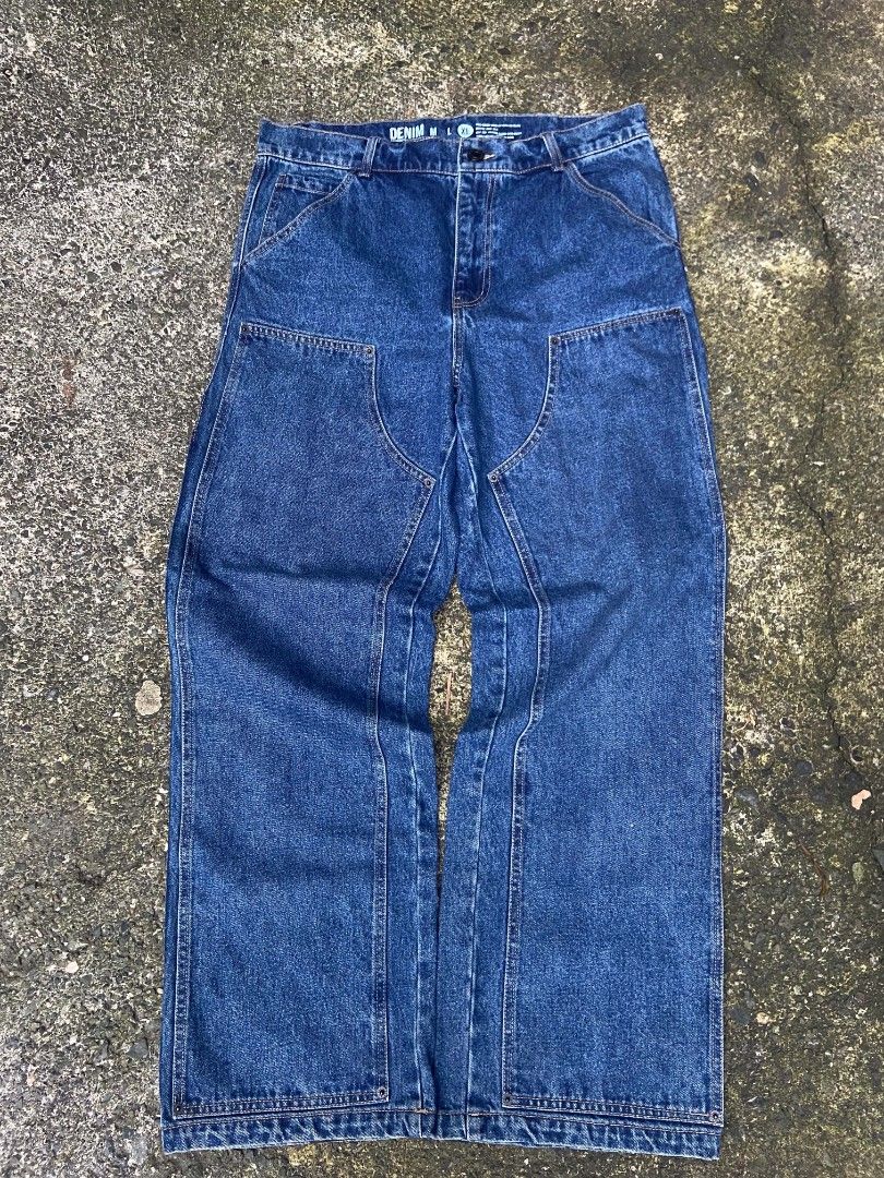 Double Knee Pants (Category: Activewear) located in Quezon City. Submitted by nnika (Listing ID 1468455216, Image 3). Description: .
