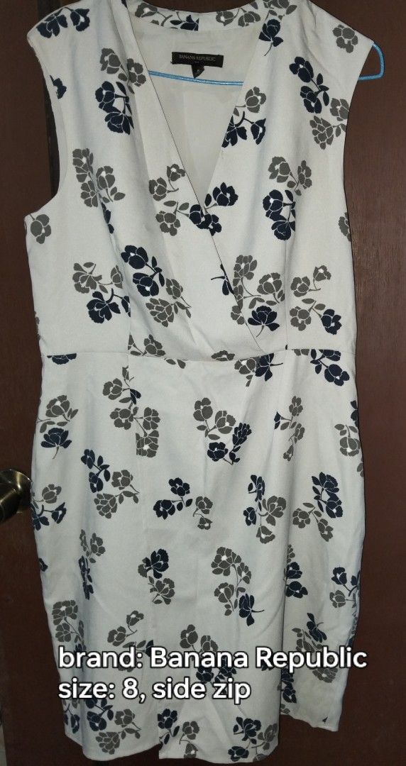 Dress Bundle (Category: Dresses) located in Subic. Submitted by raence (Listing ID 1468288319, Image 1). Description: Clothes bundle Brand: Banana Republic - Size: 8 - sleeveless, navy and grey floral print - Design: V-neck faux-wrap bodice and knee-length cut - Closure: Convenient side zip - Versatility: Ideal for office wear or weekend outings No brand drop waist color-block midi dress size: XL No brand Lavender long sleeve top, with round crew